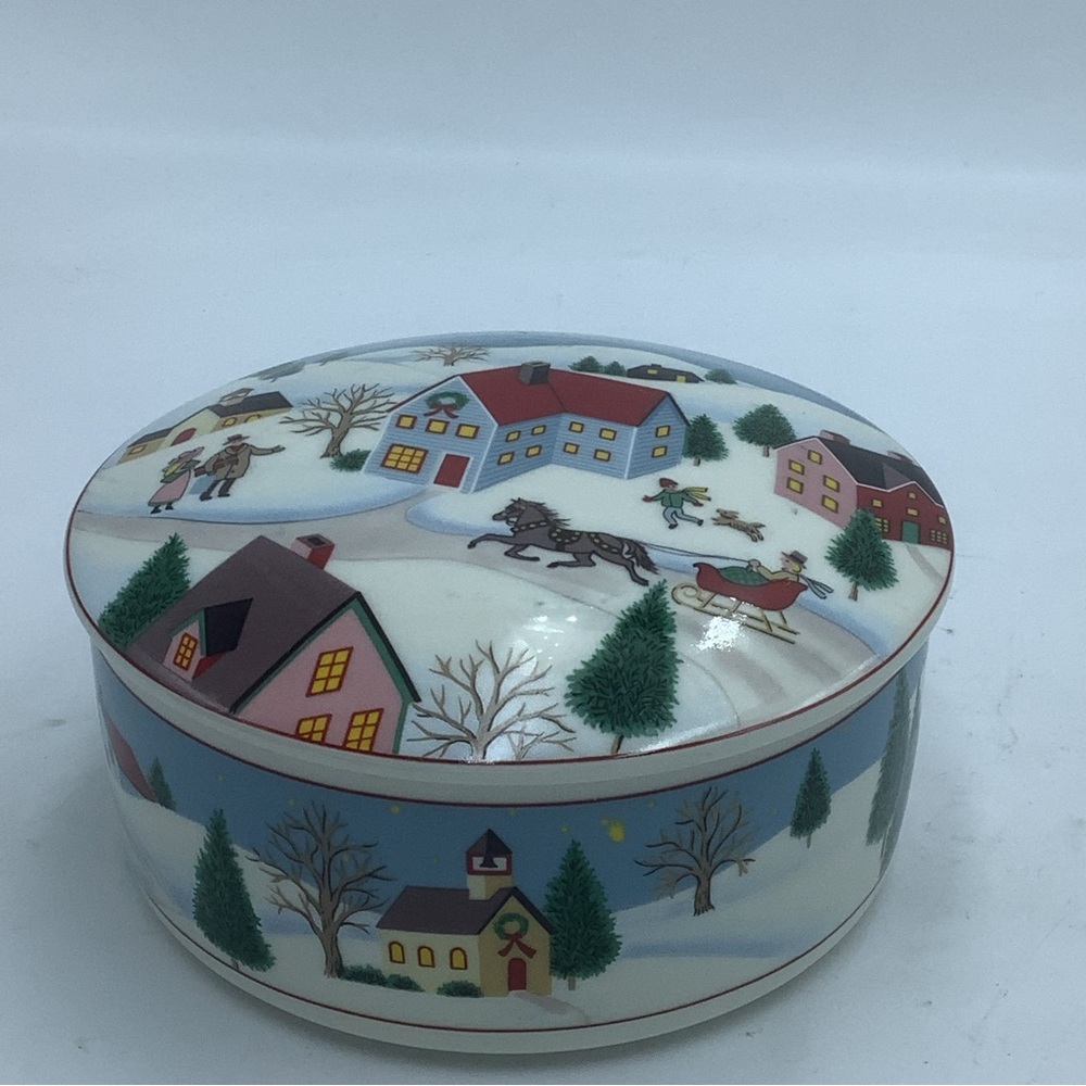 Mikasa Holiday Village Ceramic Trinket Box